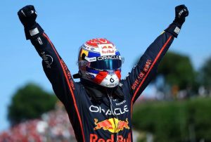 Max Verstappen | © Zak Mauger - Getty Images