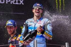 Alex Márquez celebrant el triomf al GP de Catalunya | © EFE